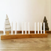 Laden Sie das Bild in den Galerie-Viewer, Adventsleuchter aus Eichenholz